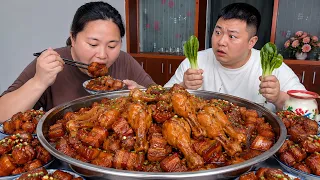 Greedy hubby eats alone? I swapped his pork with a chicken—he cried!