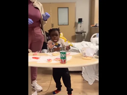 Pay attention (Do you like what you see 😂😂) #funny #trending #shorts #viral #cute #comedy #kjradio