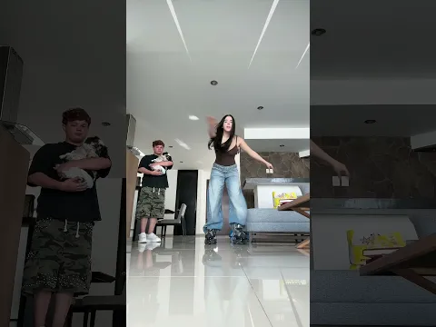 Las 5 Tiktokers que no saben patinar