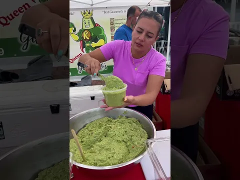 Packing some Guac with the Queen. #viral #yummy #vegan #fresh #foodie #organic #tasty #snack #guac