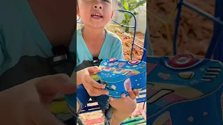 CELENGAN UNIK - BULAN SUKA MENABUNG