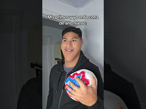 Que inicie el juego de fútbol 😎 #humor