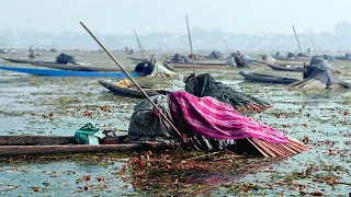 क्यों मछली पकड़ने वाले लोग ऐसे सिर ढक कर बैठते है|Why Indian Fishermen Cover Their Head With Blankets