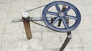 PUMP pumps water WITHOUT ELECTRICITY with your own hands INCREDIBLE, but IT WORKS