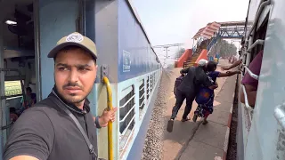 Janki Express Please Don’t Do this in running train 🙏