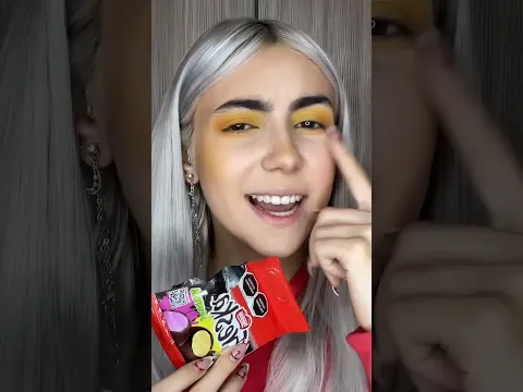 Maquillaje con chocolates😳 #freskas #maquillaje
