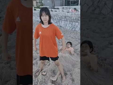 Hero Girl and Mean Duo At The Beach😂‼️ | JJaiPan #Shorts