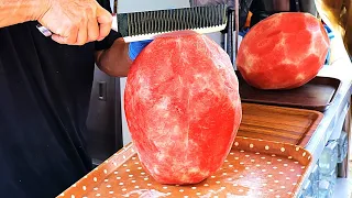 올해 꼭 가봐야 할 달인의 시원시원한 칼질로 만드는 수박화채 - Amazing Cutting Skill - Uncle's Cool Watermelon Punch Making