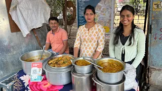 मेहनती माय-लेकीच्या या स्टॉलवर जेवण असे मिळतेय की 5 स्टार हॉटेल देखील फिके पडेल ✌🏻