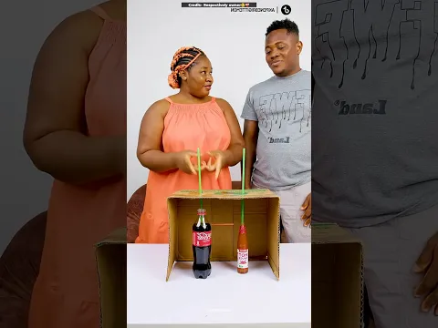 The son got stuck in the right or left challenge🌶️😂 #shorts