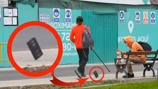 Ciego Deja Caer iPhone 12 PRO frente a desconocidos!