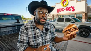 I Ate EVERYTHING at the World's Largest Buc-ee's!