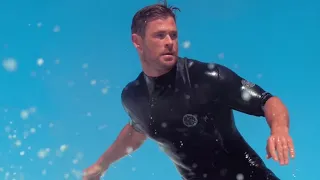 Chris Hemsworth EPIC Surfing Compilation 🏄🏼‍♂️