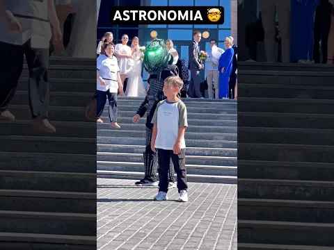 ASTRONOMIA 🤯 TEACHING SHUFFLE TUZELITY 😨 LITTLE BOY NEON DANCE !! 🔥🔥
