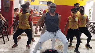 E teve INVASÃO na pastelaria Ei,psiu, coloquei os funcionários pra dançar o Se joga no passinho 🕺🏼