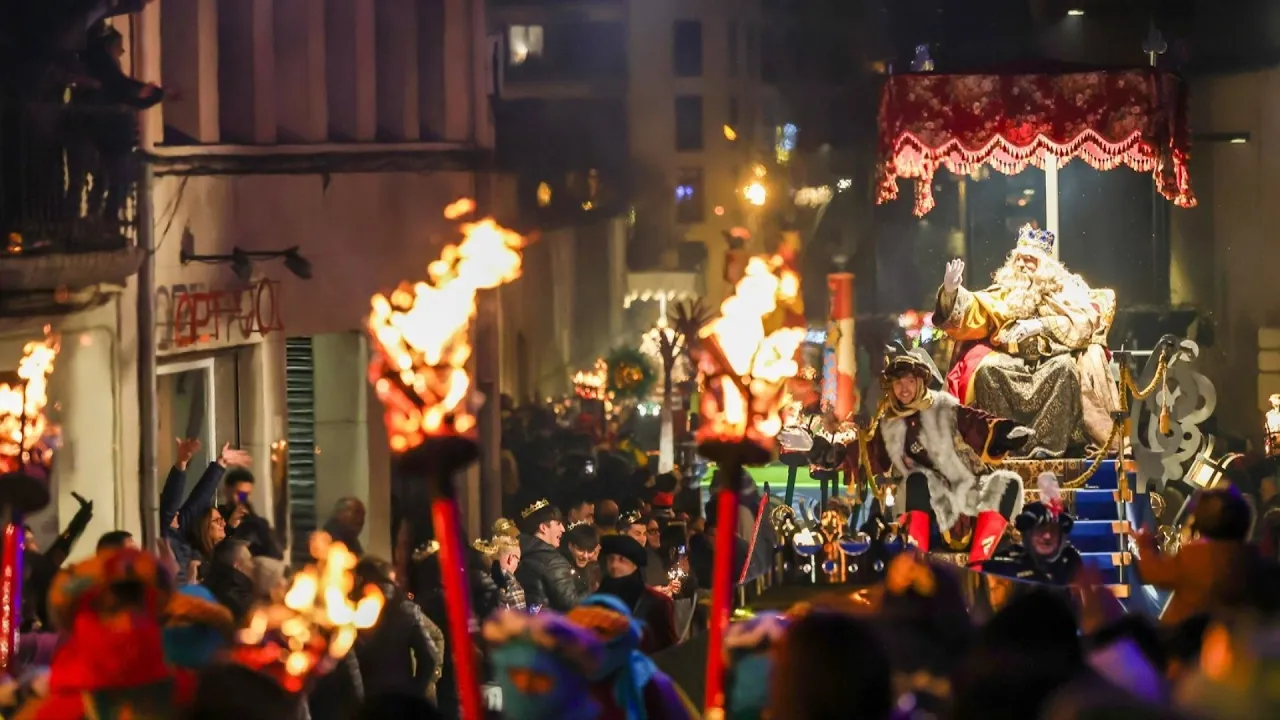 Vic es prepara per a la 82a cavalcada de Reis