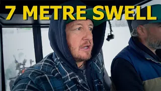 7 meter swells are coming, and we're in a dinghy [2]