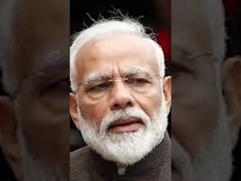 পদত্যাগ করলেন মোদী