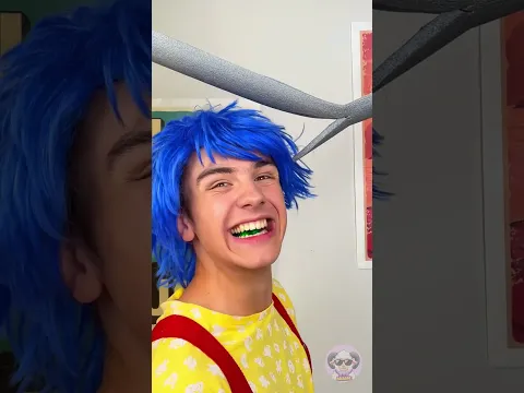 قم بتسلية البصل مع جميع الحلويات على زحليقة الحلوى! 😂