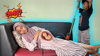 Drama Lucu 🤣😂🎈 Parodi Kakak di pompa Ade jadi hamil dan melahirkan perutnya besar