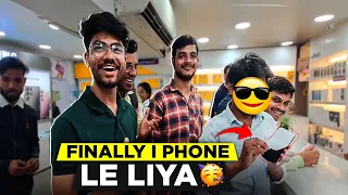 finally I Phone le liya 🥳🥳 friends epic reaction 🤯🥵 | full #vlog 04