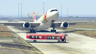 Bus Accidently came in runway during the landing of huge plane -- GTA 5