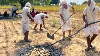 गाँवों में ला करके बाजरे की कटाई ओर दाल भाटी चूरमे का आनंद