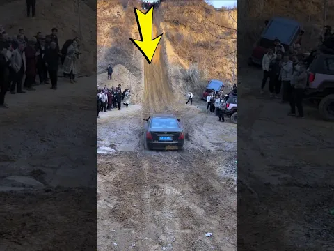 सुपर Car 🚗 पहाड़ों से फिसल गई 😭 फिर 😱 !!