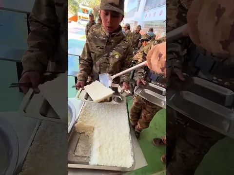 Chhotu army became afraid by his food😱#shortsvideo