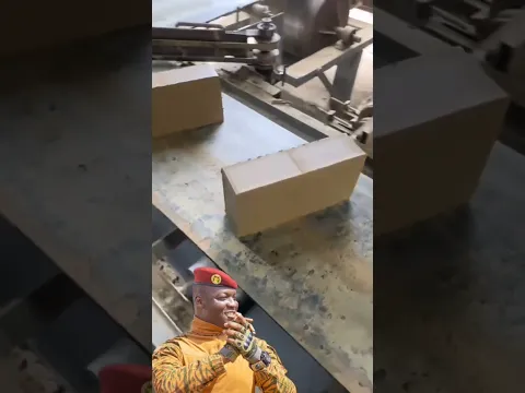 la machine à fabrication de brik