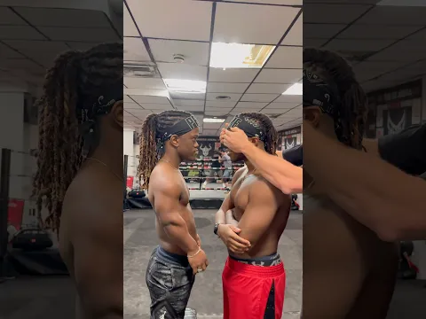 Meeting Mini KSI