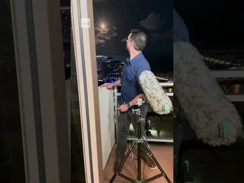 Periodista de CNN observa cómo el Domo de Hierro intercepta varios cohetes
