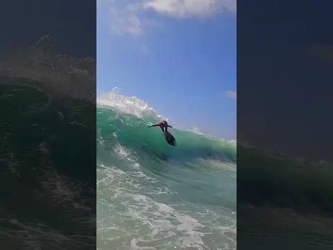 Pro Skimboarder Catches Dream Wave! Filmed by @SoLagLocal