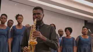 The Riverside Choir: Sometimes Hallelujah ft Mutemwa