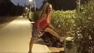 Hi