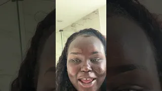 Nyadollie doing makeup !