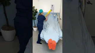 Patient steal money from nurse