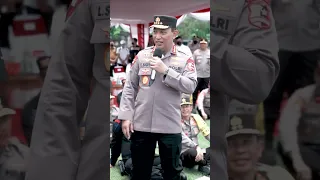 Ketemu Kapolri, Pak Bhabin Minta Naik Pangkat Lagi
