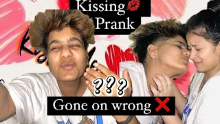 KISSING PRANK ON MAHI 💋😅 GONE WRONG 😑 @sultan2001z @MahiSingh0510 || sultan #rajiyasultan