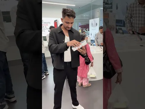 iPhone 17 Pro Max Dropped In Public 🤯 #shorts