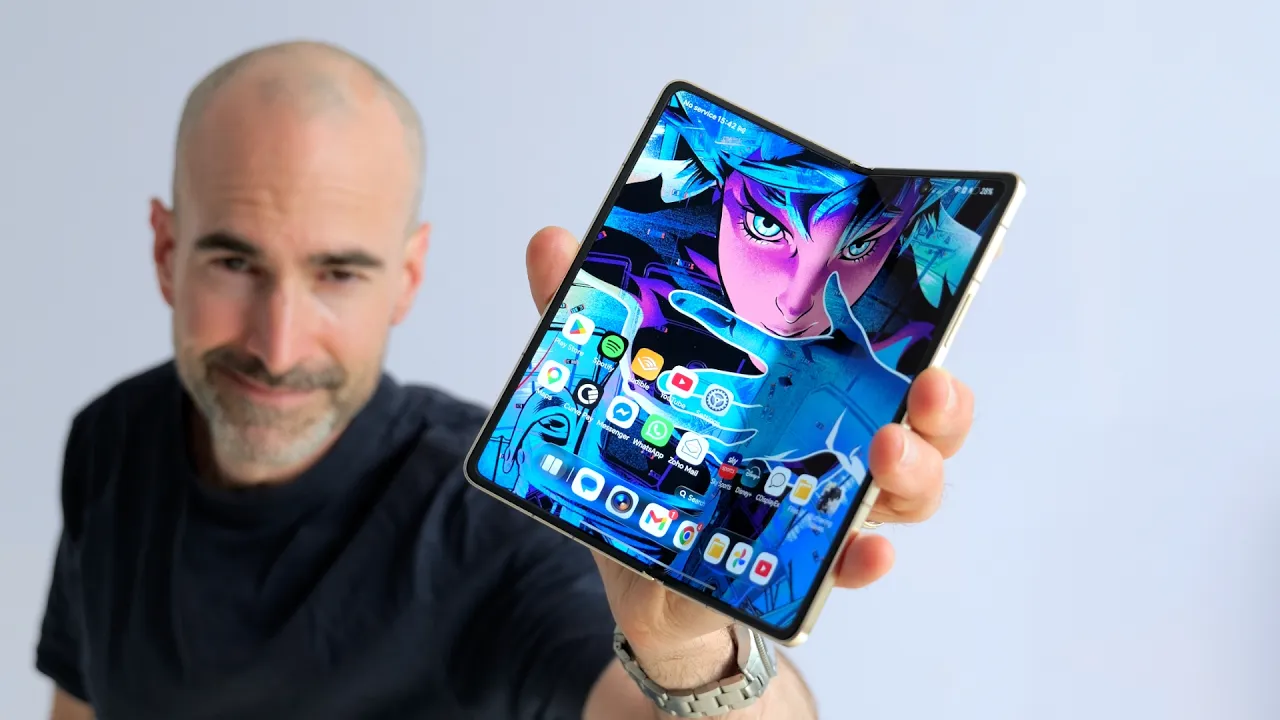 Vid�o-Test de Honor Magic V6 par Tech Spurt