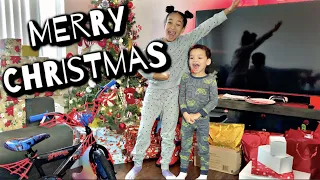 CHRISTMAS MORNING OPENING PRESENTS!!!! Best Christmas EVER!!!!