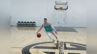 LaMelo ball passes be like...
