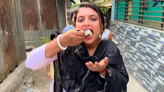 সবাই মিলে একটি মজাদার Eating￼ খেলা 🤾🏻‍♂️🥰🙆‍♂️ | Funny home game 😂| #mrrupaiyt3.0 #funny #homegame