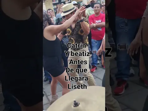 🤸🤸‍♀️👏antes de que llegara liseth bailaron asi 😱😱😱#plazalibertad #elsalvador #tiktok