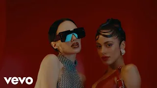 TINI, La Joaqui, Steve Aoki - Muñecas (Video Oficial)