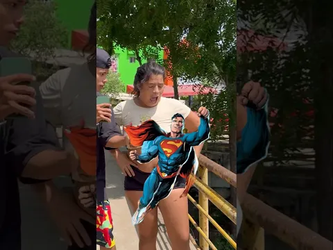 Como vuela supermán 😂