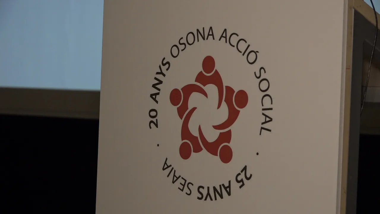 Osona Acció Social i el SEAIA celebren 20 i 25 anys amb una jornada a Vic