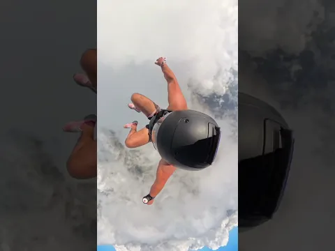 O QUE EXISTE POR DENTRO DE UMA NUVEM?