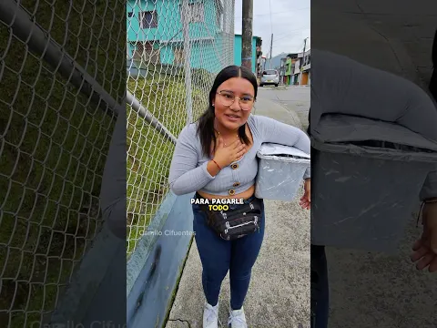 Repartiendo buñuelos en la calle 🍴📍Tatiana recorre el barrio Bengala en las mañanas